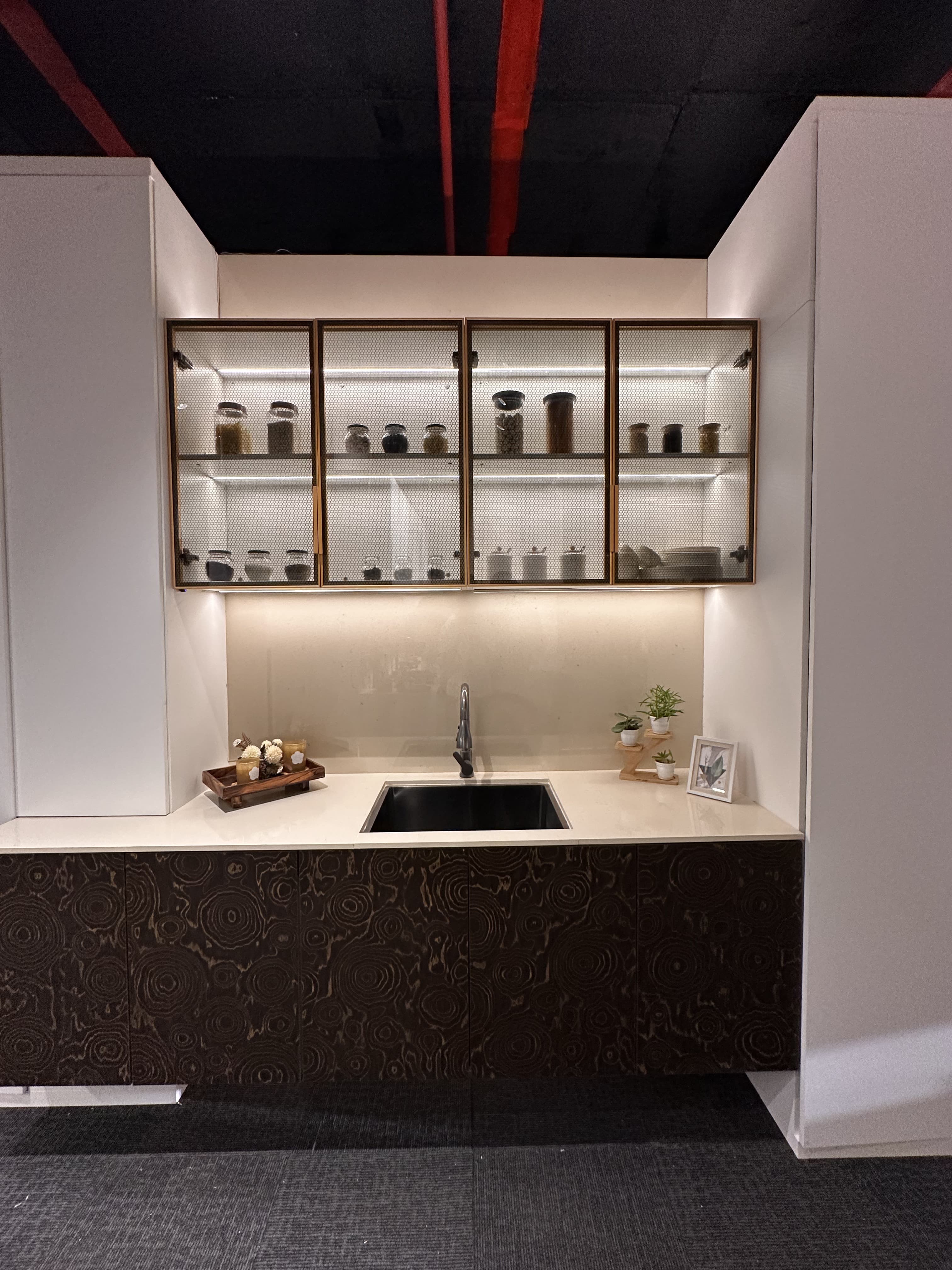 Livora wardrobe manufacturing and finishing detail
